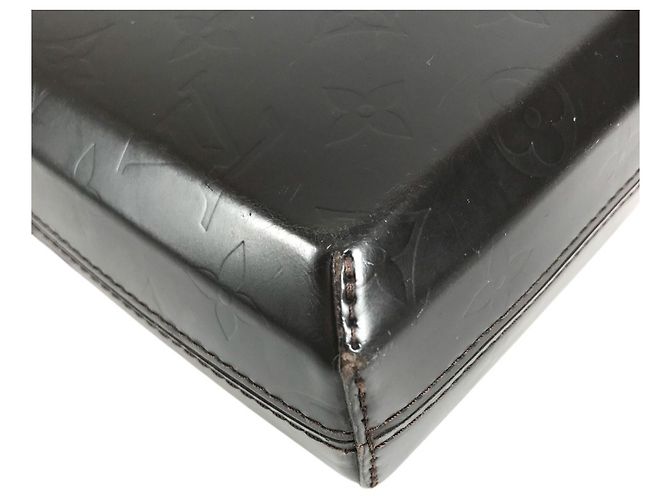 Borsa a tracolla Louis Vuitton Monogram Glacé Bobby Pochette Marrone - vista 11