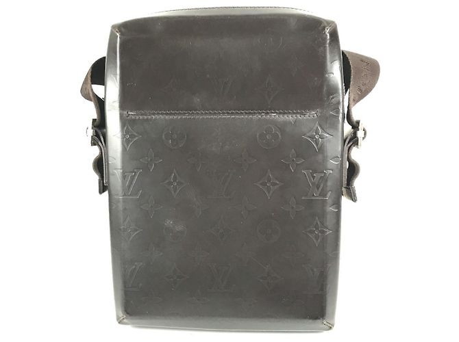 Borsa a tracolla Louis Vuitton Monogram Glacé Bobby Pochette Marrone - vista 18