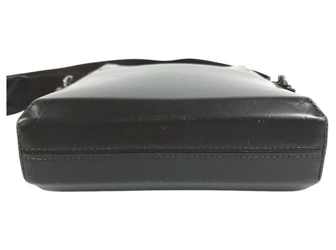 Borsa a tracolla Louis Vuitton Monogram Glacé Bobby Pochette Marrone - vista 6
