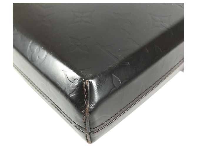 Borsa a tracolla Louis Vuitton Monogram Glacé Bobby Pochette Marrone - vista 8