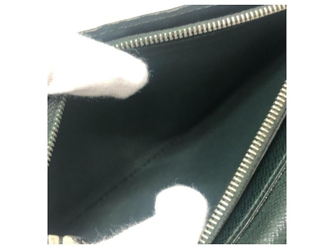 Brazza Louis Vuitton Dark Green Epi Leather Long Bill Wallet - view 14