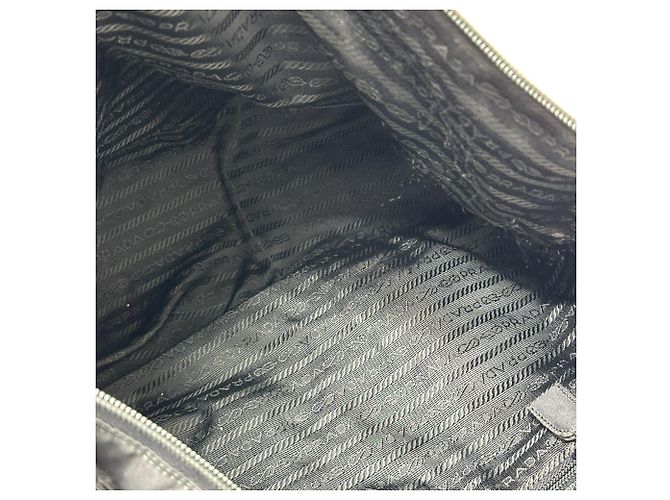 Tote Borsa in nylon nero da donna Prada - vista 9