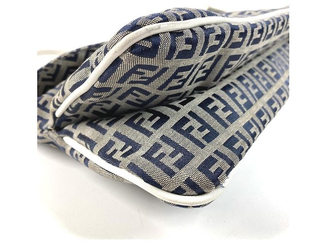 Borsa Fendi Zucchino Logo Flap Bag Bianco Blu navy - vista 7