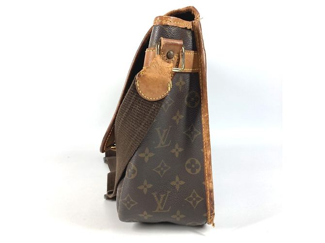 Borsa a tracolla Louis Vuitton Monogram Gibecière GM Flap Marrone Monogramma - vista 3