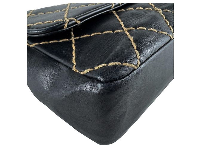 Borsa a tracolla in pelle Chanel Wild Stitch Nero Beige - vista 9