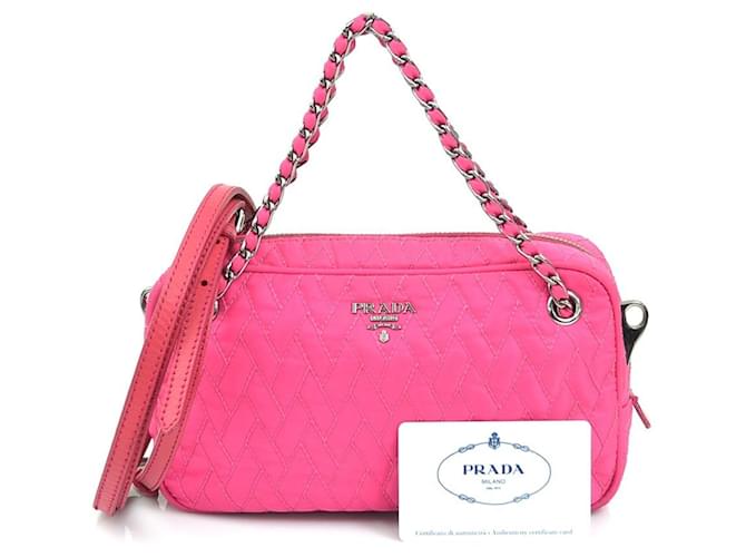 Borsa a tracolla in nylon rosa Prada - vista 16