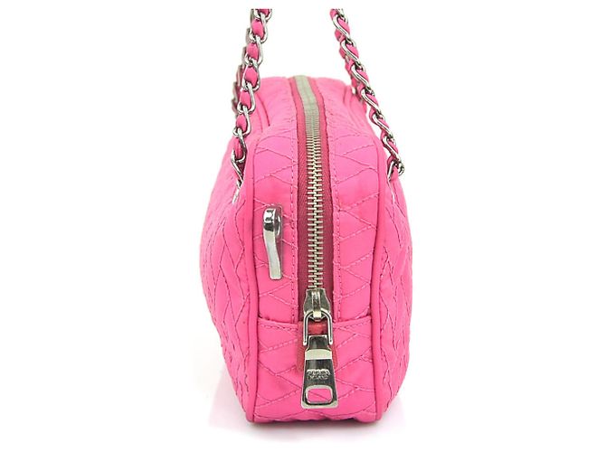 Borsa a tracolla in nylon rosa Prada - vista 2