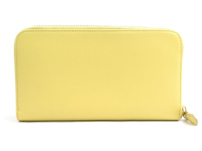 Cartera larga de cuero amarillo Prada - vista 2