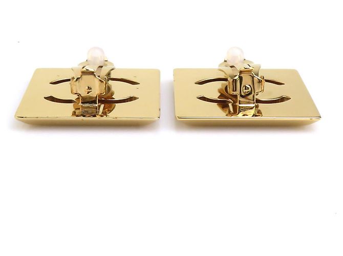 Timeless Orecchini a clip Chanel Black and Gold Nero D'oro - vista 5