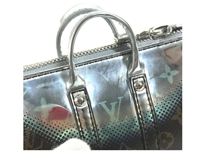 Louis Vuitton Monogram Metallic Mirror Mini Keepall Accessorio Portachiavi Marrone Argento - vista 8