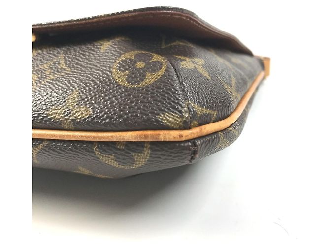 Borsa lunga Louis Vuitton Monogram Musette Salsa Marrone - vista 6