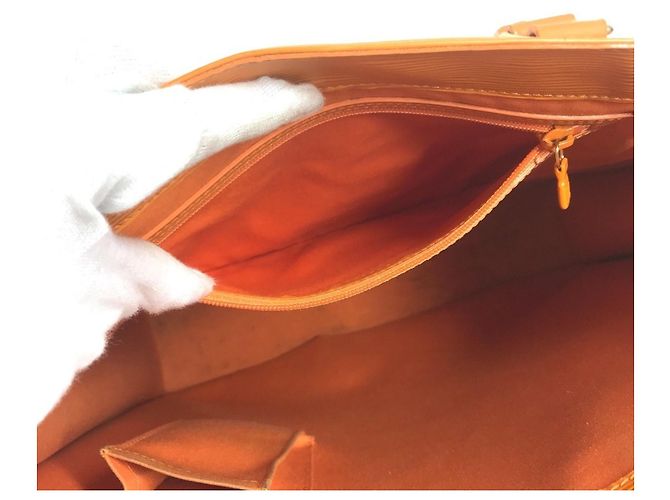 Borsa Louis Vuitton Epi Sac Plat GM Arancione Grigio - vista 13
