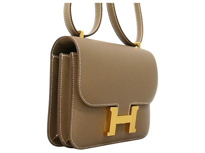 Hermès Bolsa de ombro Hermes Constance Mini Taupe - vista 2