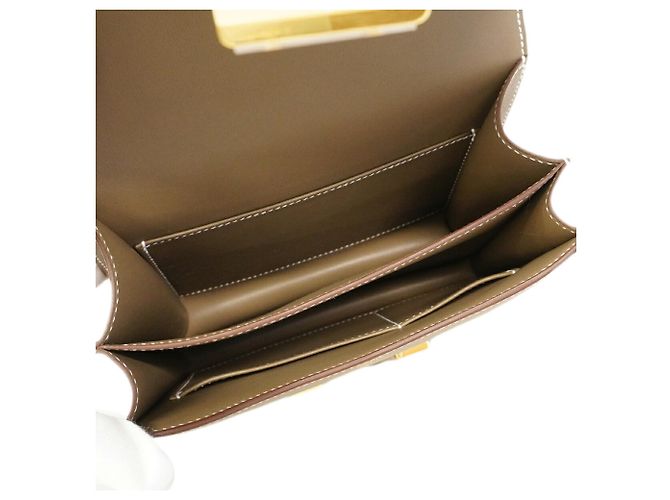 Hermès Bolsa de ombro Hermes Constance Mini Taupe - vista 4