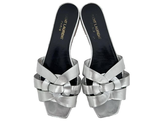Sandali Tribute Saint Laurent in pelle metallizzata intrecciata argento Metallico - vista 5