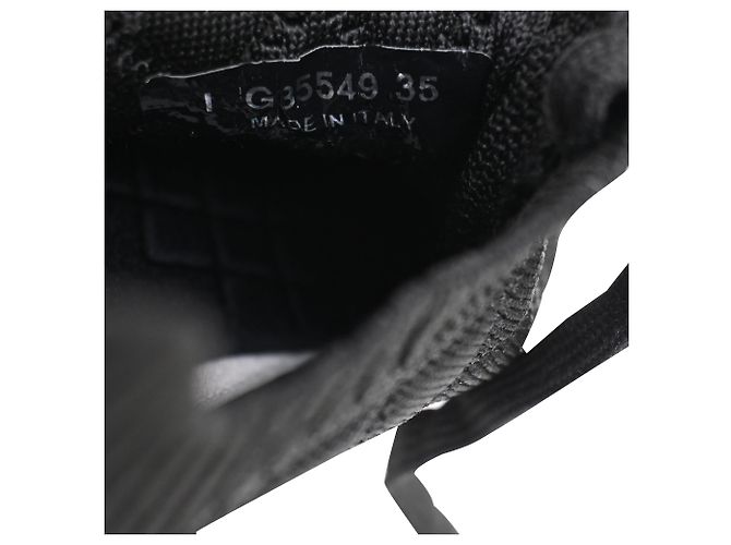 Chanel Low-Top-Sneaker aus gestepptem Strick in Schwarz aus Polyester - Ansicht 7