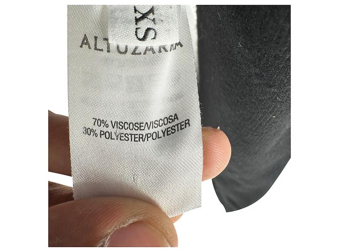 Autre Marque Altuzarra Pullover mit Herz-Ausschnitt aus schwarzer Viskose - Ansicht 6