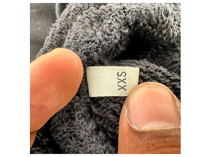 Gucci Kapuzenpullover mit Pailletten-Logo aus schwarzer Baumwolle - Ansicht 6