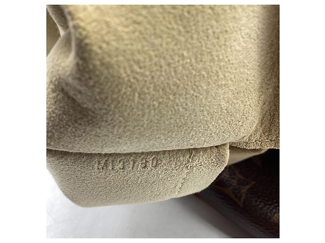 Borsa Louis Vuitton Monogram Galliera PM in tela rivestita marrone D'oro Metallico - vista 17
