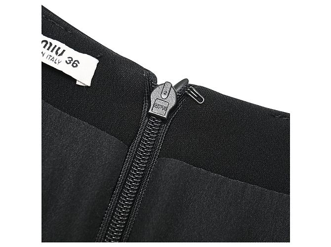 Mini abito a maniche lunghe Miu Miu in triacetato nero - vista 10