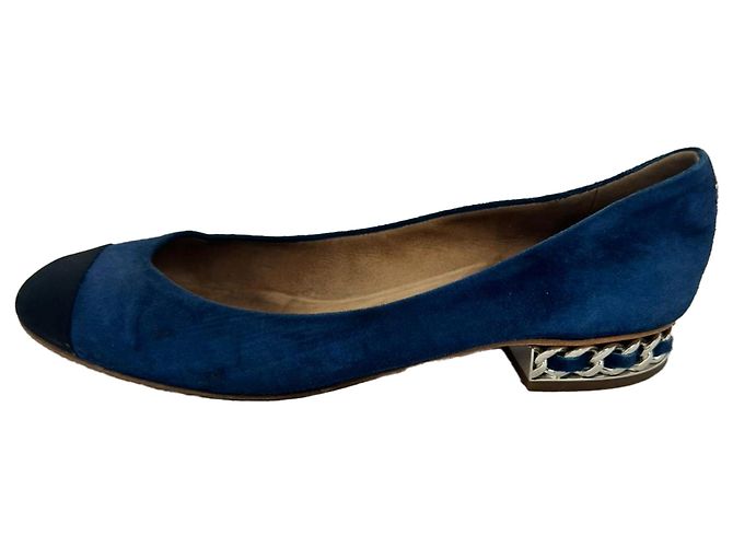 Timeless Ballerine Chanel Cap Toe Chain in scamosciato blu Blu chiaro - vista 8