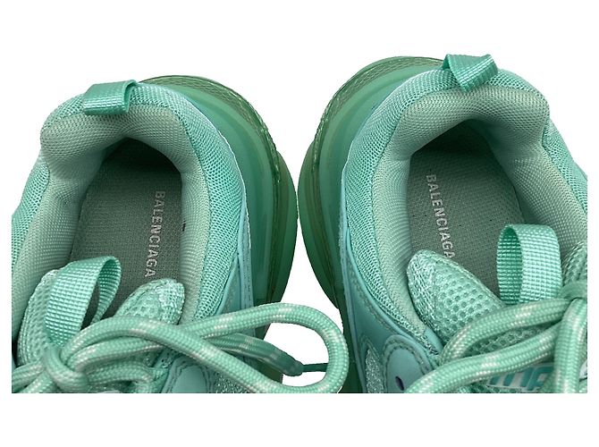 Balenciaga Triple S Sneaker mit transparenter Sohle aus Polyester in Mint Grün - Ansicht 12