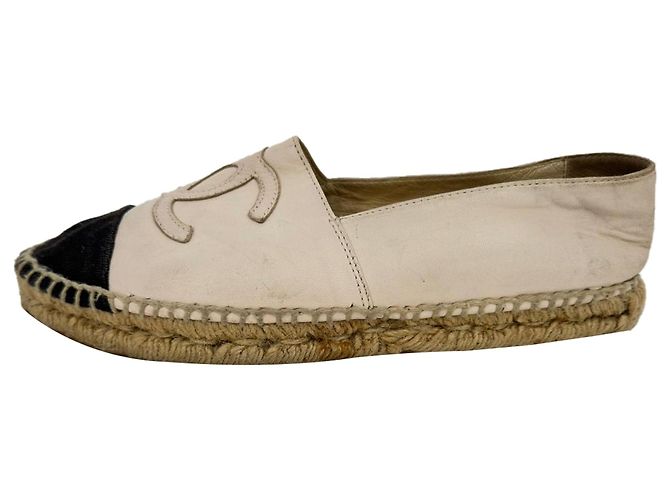 Timeless Ballerine espadrilles Chanel CC in pelle di agnello nude Marrone Carne - vista 5