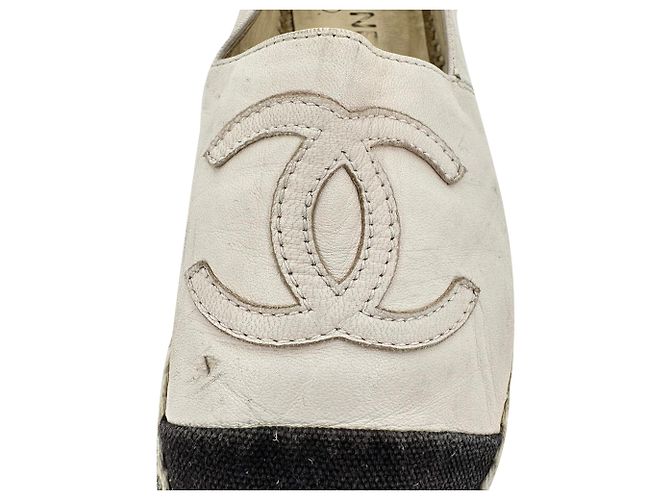 Timeless Ballerine espadrilles Chanel CC in pelle di agnello nude Marrone Carne - vista 6