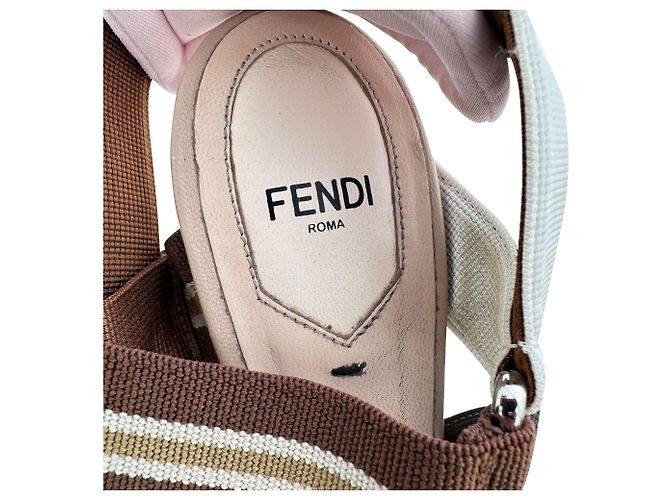 Décolleté Mesh Colibri Fendi in nylon marrone - vista 11