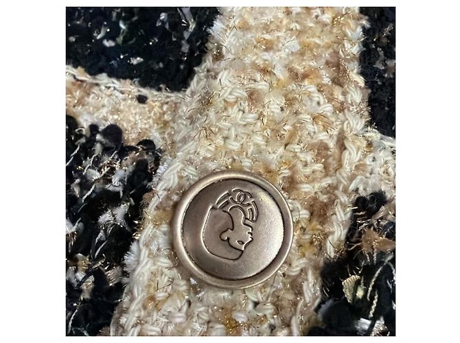 Timeless Chanel Strickpullover mit Goldakzenten, hochgeschlossen und Knöpfen aus schwarzer Wolle Mehrfarben - Ansicht 2
