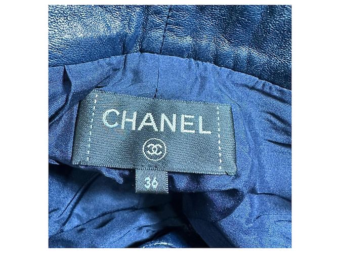 Timeless Chanel Hose aus schwarzem Lammleder - Ansicht 4