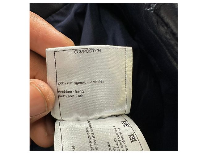 Timeless Chanel Hose aus schwarzem Lammleder - Ansicht 6