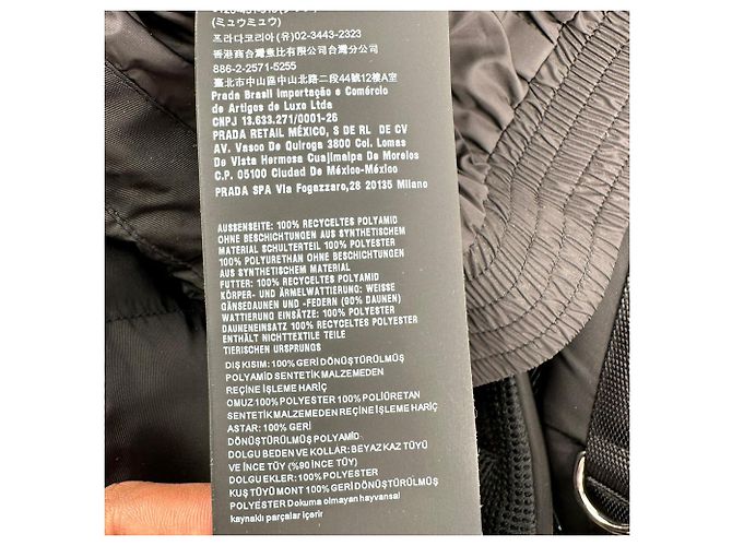 Prada Re-Nylon Steppjacke in Schwarz aus Polyamid - Ansicht 10