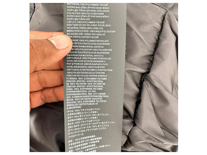 Prada Re-Nylon Steppjacke in Schwarz aus Polyamid - Ansicht 11
