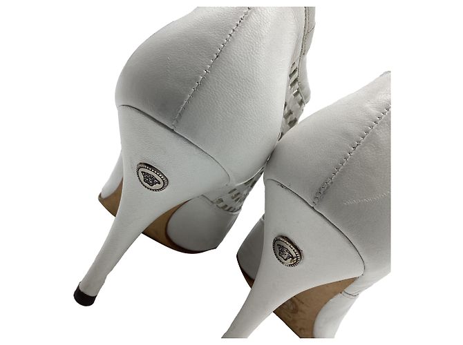 Mule con tacco alto con lacci in pelle bianca Versace Bianco Crudo - vista 9