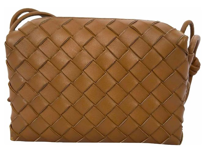 Mini borsa a tracolla Loop di Bottega Veneta in agnello marrone - vista 6