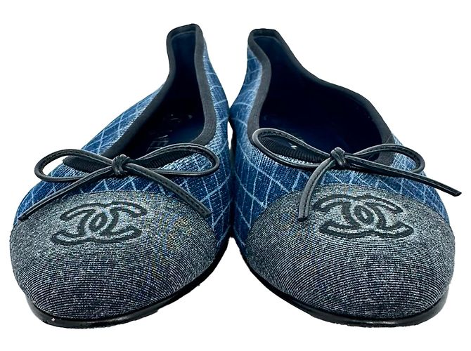 Timeless Chanel CC Interlocking Logo gesteppte Ballerinas in Blue Denim Blau - Ansicht 2