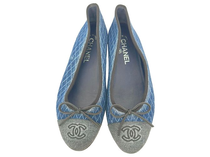 Timeless Chanel CC Interlocking Logo gesteppte Ballerinas in Blue Denim Blau - Ansicht 4
