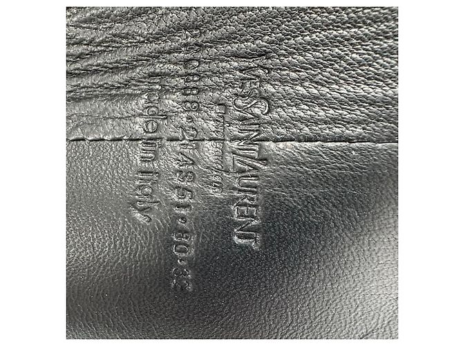 Breiter Gürtel Yves Saint Laurent aus schwarzem Wildleder - Ansicht 4