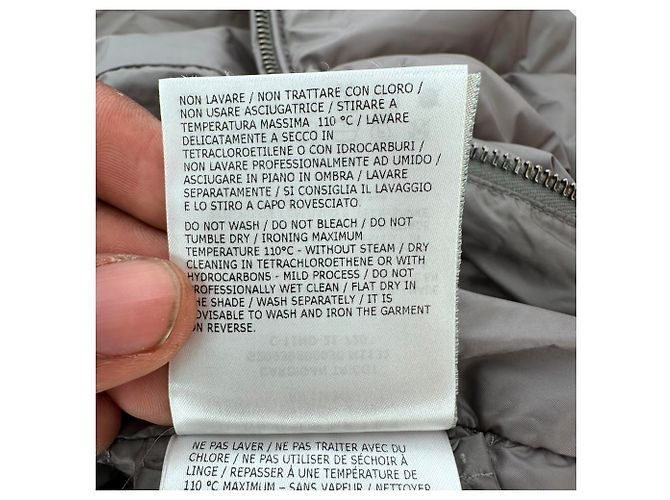 Moncler Steppstrickjacke mit Reißverschluss aus Polyamid in Grau - Ansicht 10