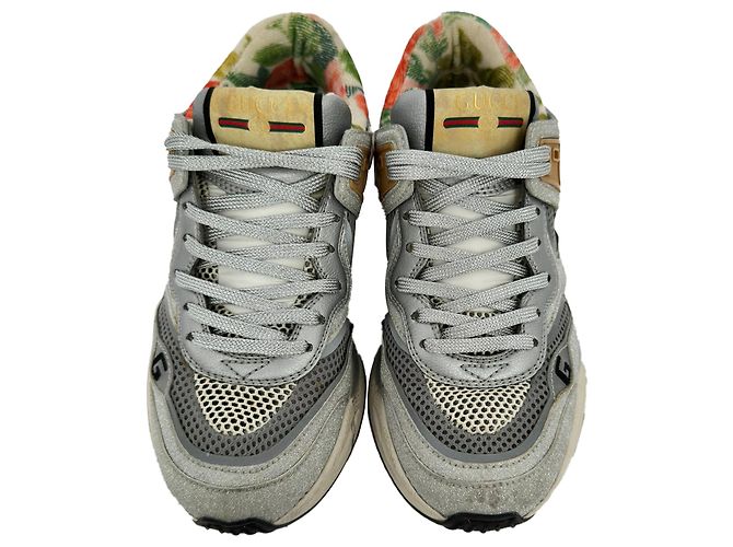 Sneakers Gucci Ultrapace Low Top in glitter argento - vista 3