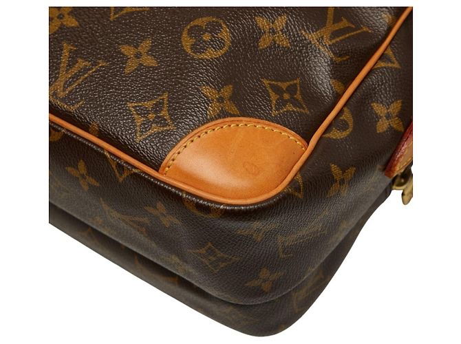 Borsa a tracolla Louis Vuitton Monogram Nile Marrone - vista 6