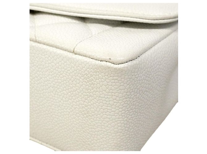 Borsa a tracolla Chanel Diana in pelle di vitello bianca Bianco - vista 6