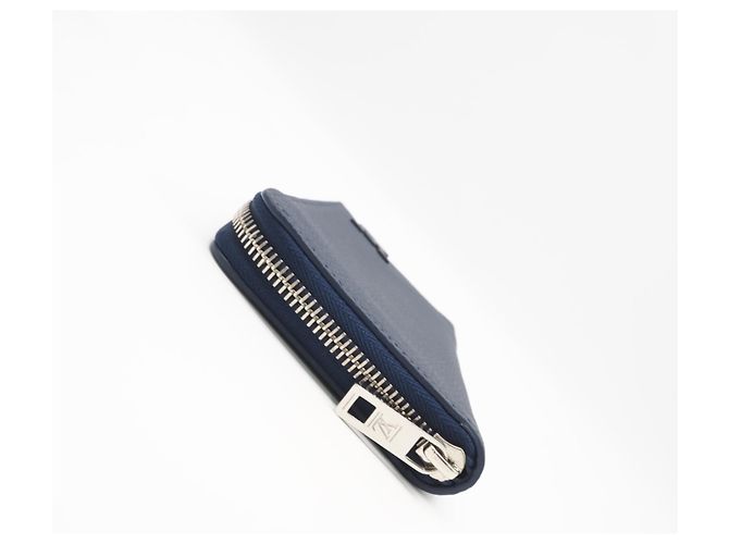 Louis Vuitton Aerogram Zippy Vertical Wallet Navy blue - view 7