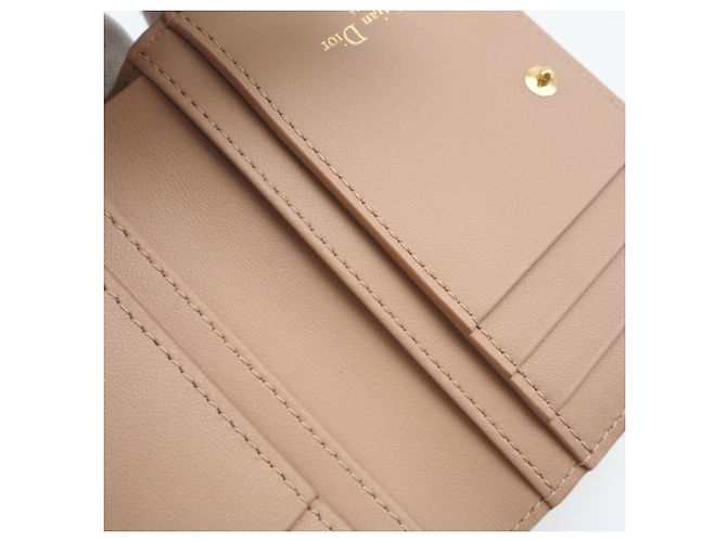 Cartera de doble pliegue rosa beige Christian Dior - vista 18