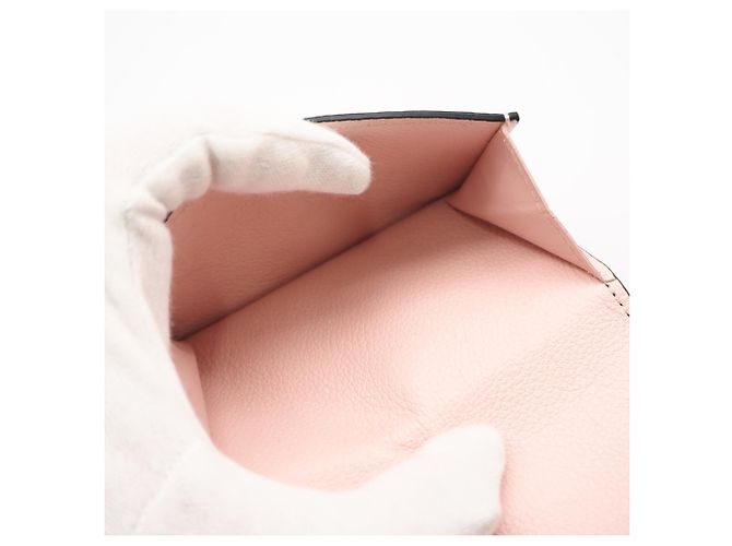Cartera tríptico Portefeuille Lock Mini en piel de becerro granulado Louis Vuitton Negro Rosa Beige - vista 10