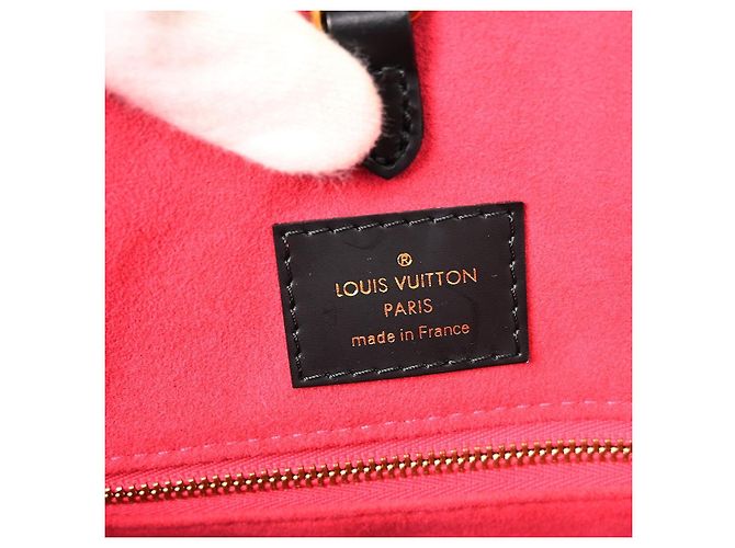 Louis Vuitton OnTheGo Tote aus Epi-Leder MM Schwarz - Ansicht 4