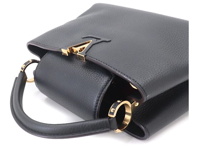 Borsa Louis Vuitton Capucines BB in pelle Taurillon nera Nero - vista 6