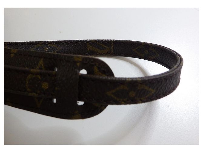Louis Vuitton Bandouliere Monogram Canvas 118 cm Castaño - vista 4
