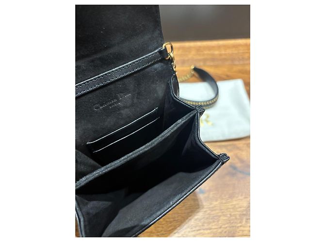 Bolsa de flap em couro preto com studs Dior Diorama Vertical - vista 4